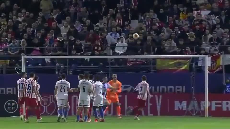 棒球场上的草坪修剪艺术那些精致图案背后的园艺学